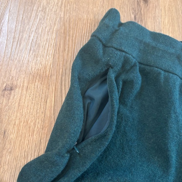 Lululemon Women’s Cotton-Cashmere Knit Mid Rise Jogger Pants Green Jasper Size 6 - Picture 5 of 11